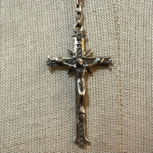 Roma sterling silver purple glass beaded rosary - Picture 13 of 14